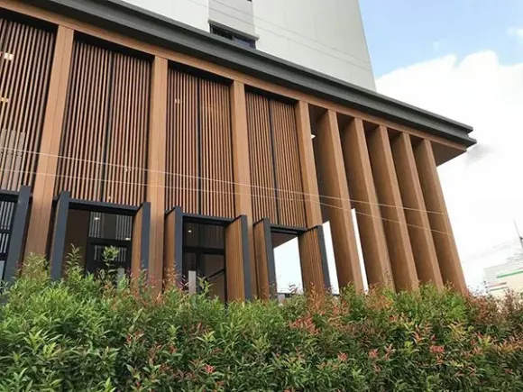 Xu Hướng Sử Dụng Vật Liệu Nhựa Ốp Tường Trong Kiến Trúc Việt Nam 2026