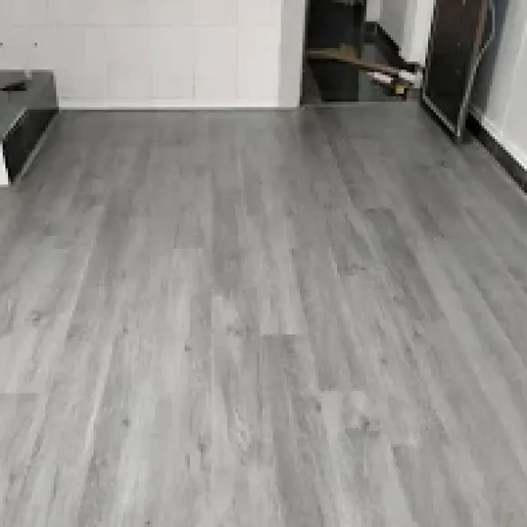 Xu Hướng Sử Dụng Vật Liệu Nhựa Ốp Tường Trong Kiến Trúc Việt Nam 2026